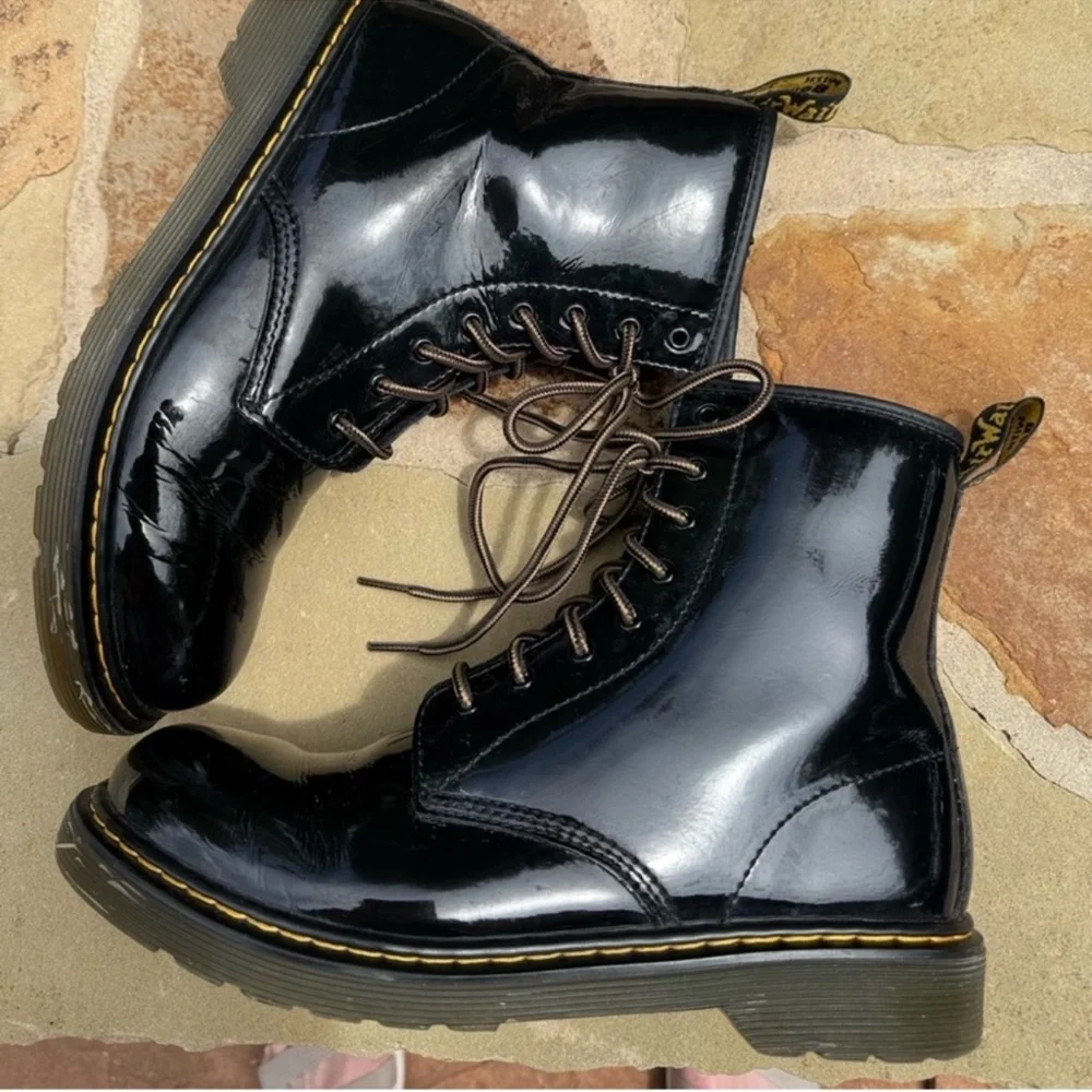 Dr. Martens 1460 Youth Black Patent Leather Side Zip Boots Size‎ 6
